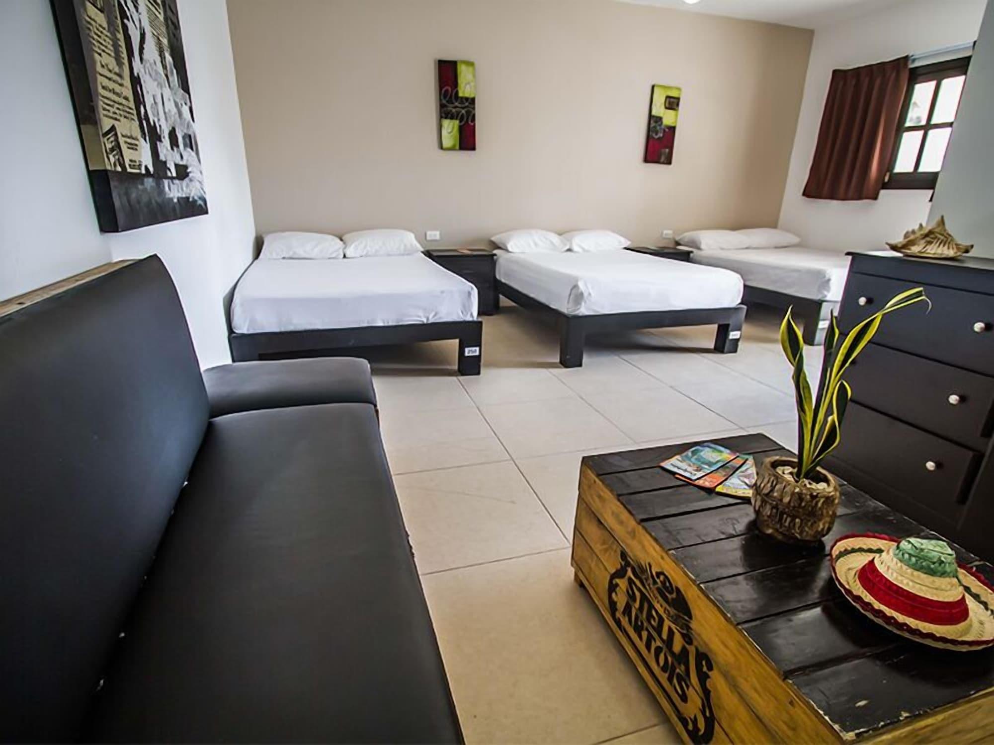 We Playa Hotel Playa del Carmen Exteriör bild