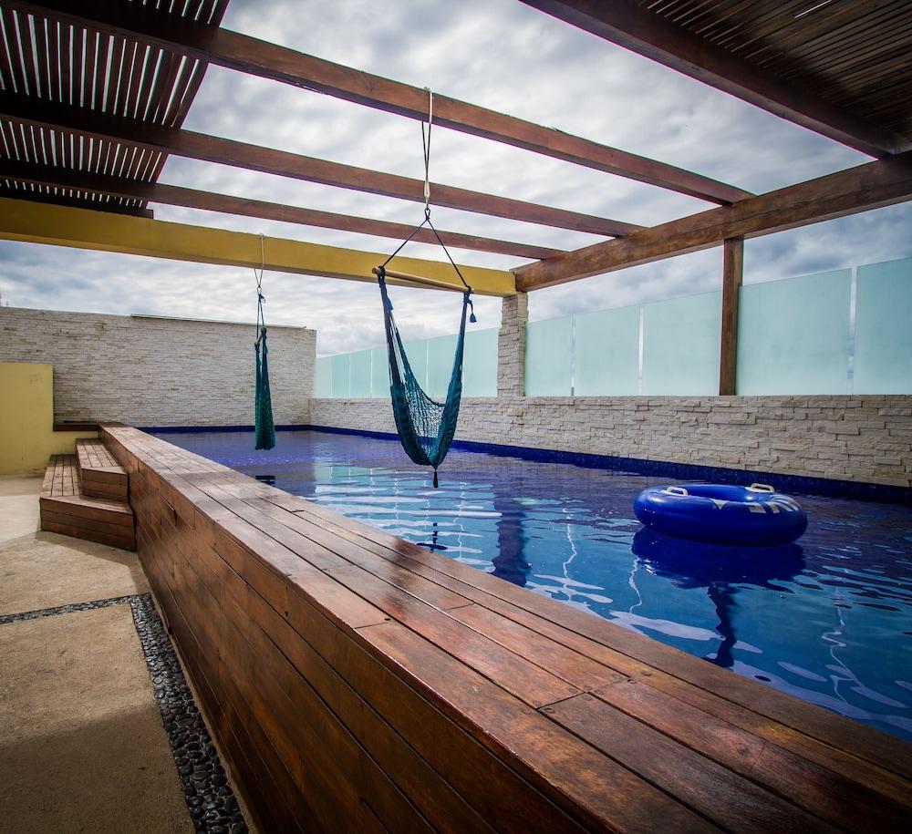 We Playa Hotel Playa del Carmen Exteriör bild